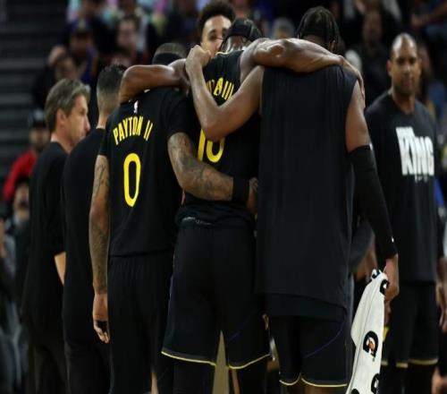 吉米巴特勒赛季报销