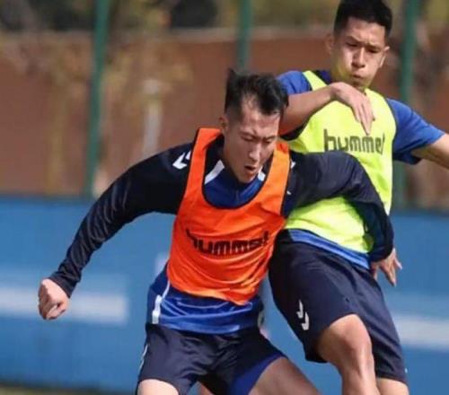 中甲皇马引进苏缘杰！严鼎皓加盟铁人山东续约瓦科门将还不换血