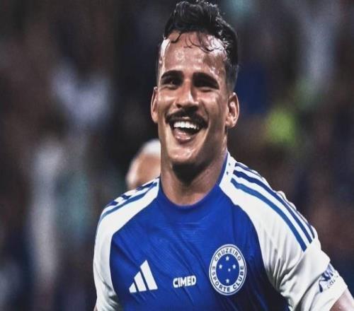 罗马诺：900万欧元加奖金，科莫报价克鲁塞罗后卫凯基