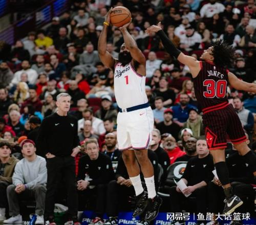 快船大爆冷！哈登24+6毫无借口，新援爆发尽力，公牛7人得分上双
