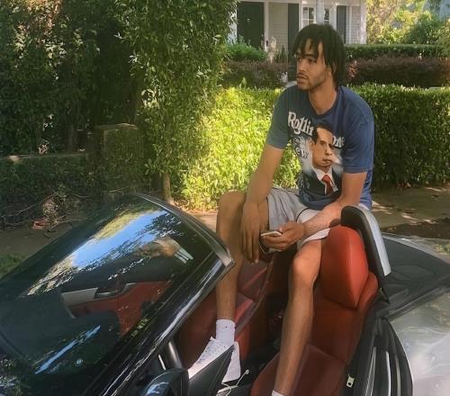 山东男篮新外援到位，谁将被挤出12人大名单