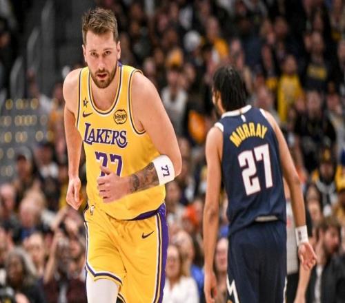 轰38+13+10创纪录！湖蜜高呼东契奇世界最强詹姆斯：向他致敬