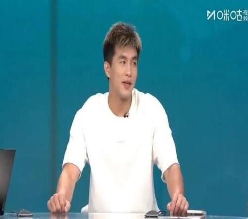 龙狮官宣郭艾伦复出，23日主场对阵南京