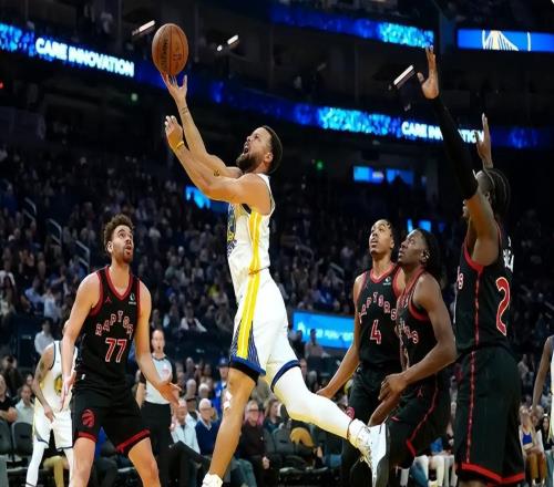 库明加复出惊艳！勇士惨遭双杀，库里低迷16中6，格林又拖后腿