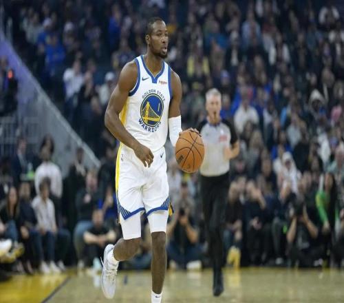 波什谈库明加：勇士要么交易、要么派他上场，别白白浪费别人天赋