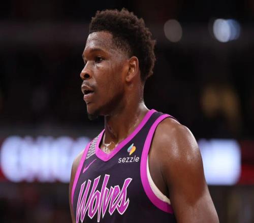 只差1票！生涯最强的爱德华兹，全明星首发最大遗珠