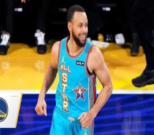 库里：我是这次全明星最老首发我喜欢因为最老而获得的纪录