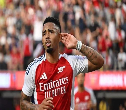 近两位欧冠客战国米梅开二度的都是巴西球员：埃杜和热苏斯