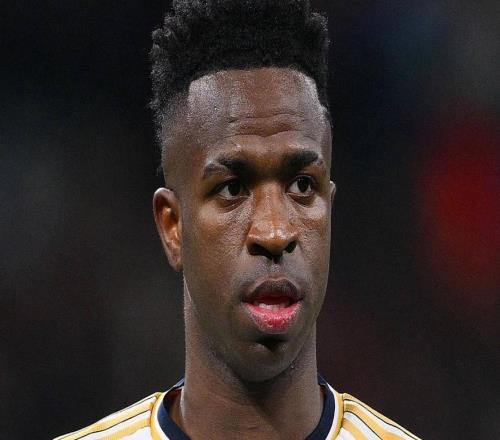 阿隆索走了，他想续约了巴西边锋想要的薪资皇马不一定会满足