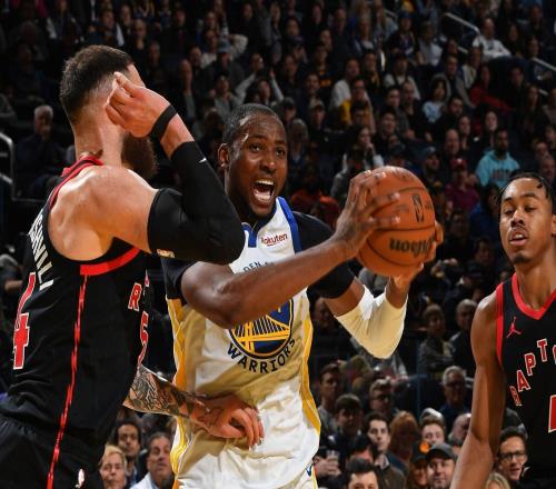 轰20分+在场赢3分！勇士23岁新星憋了33天归来，科尔：很满意