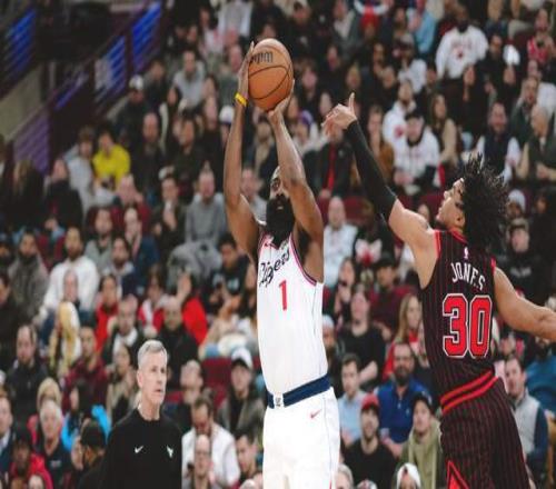 洛城德比！小卡伤情不明，哈登硬刚湖人东詹，双方都是排名卡位战