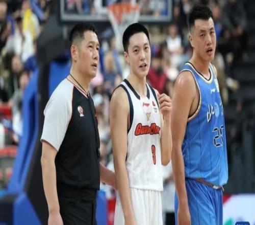 许利民：赵睿恢复情况不错，在窗口期前争取打1到2场比赛