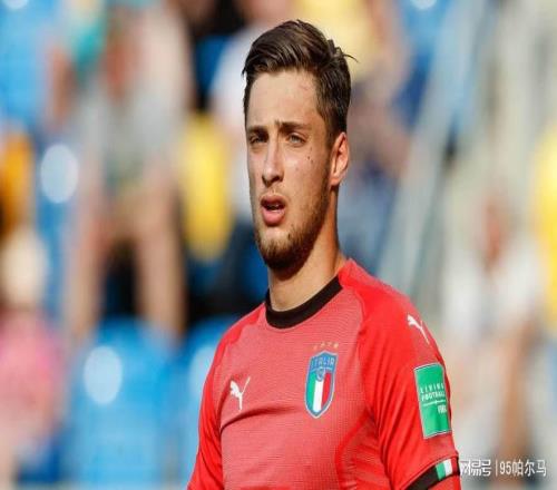 戏剧，20岁不满替补要退役，23岁当布冯替补，38岁加盟米兰拿冠军