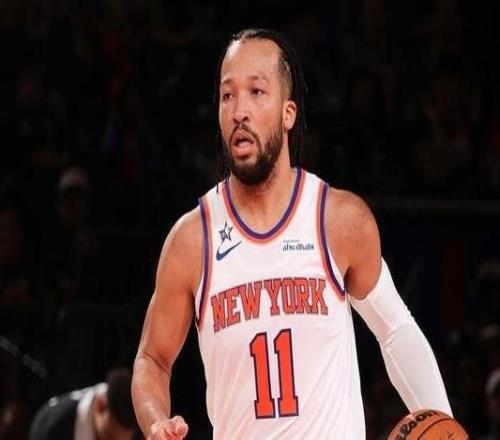 曝布伦森召开球员内部会议认为解决困境需要在更衣室找答案