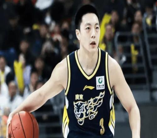 广东11998大胜吉林球员评价：奎因满分，6人及格，3人低迷