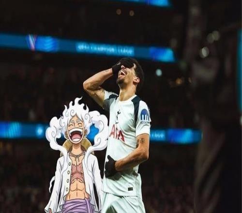 老二次元了，索兰克赛后将庆祝进球画面和路飞P到一起