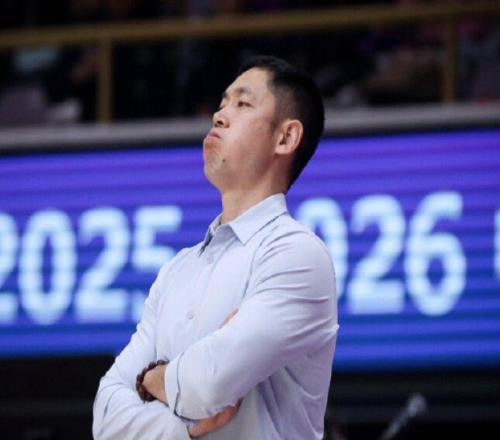 两战狂输52分！带队18战11负，CBA本赛季第6位下课主帅浮出水面
