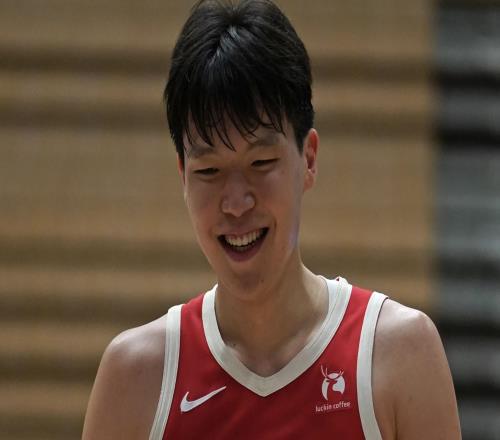 队记：如果杨瀚森入选G联赛队参加全明星新秀赛，我一点都不感到惊讶