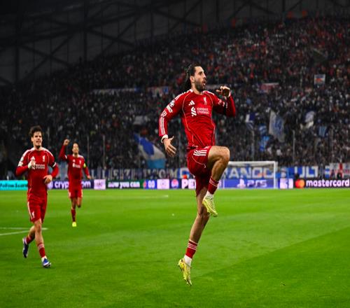 豪门狂欢夜：马赛03利物浦凯恩双响拜仁20升至第二切尔西10