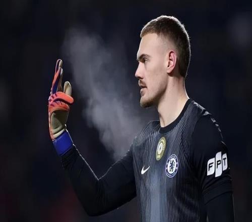 不走运！蓝军二门欧冠半场伤退新帅本欲重点培养他