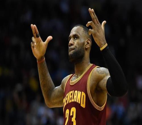 詹姆斯二次离开骑士竟和欧文有关2017年欧文的离开改变了一切