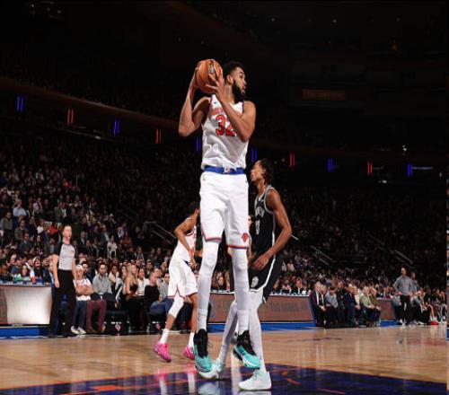 尼克斯54分大胜创多项神迹：队史单场最大净胜分+面临篮网13连胜