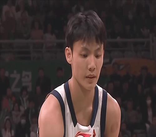 广东3消息！焦泊乔最新伤情，徐杰王者归来，崔永熙主动请战遭拒