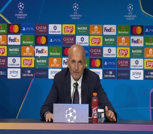 斯帕莱蒂：和球迷争执只要有人传球失误他就喊让我换人