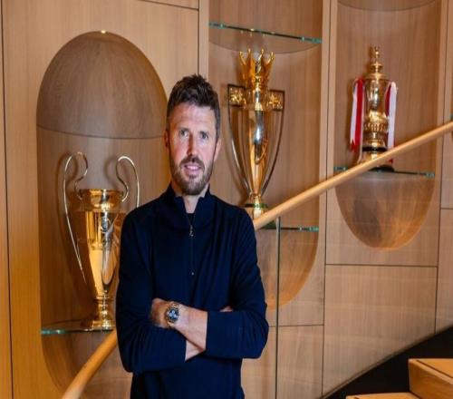 曼晚：卡里克赛后更衣室讲话，阿莫林会先让球员自己先复盘