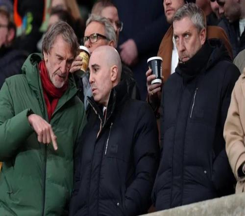 记者：曼联本周内部讨论引援问题，夏窗可能签2名中场+左边锋