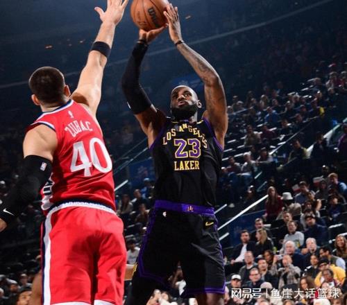 拒逆转！东契奇32+8小卡24+5，哈登18+7完成救赎，老詹23+6创纪录