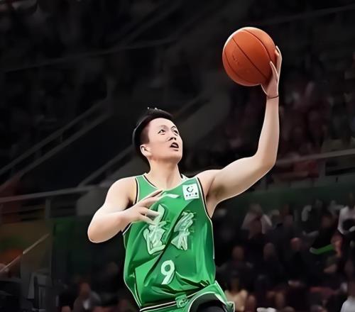 2分，0分！辽宁队重磅引援成为了累赘球迷：快送走