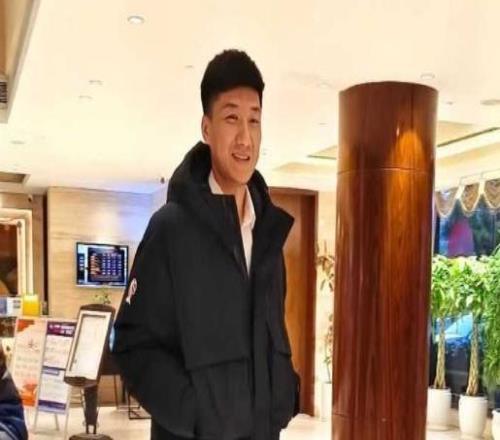 本季17战全败！四川男篮官方：韩硕申请辞职尊重意愿已同意