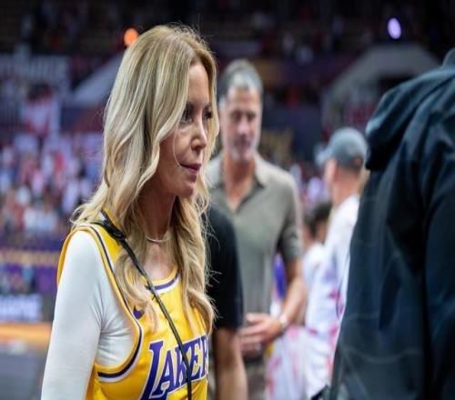 深一度巴斯家族的宫斗大戏，怎么把詹姆斯拉下水了