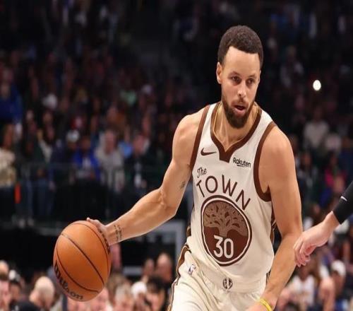 库里孤立无援，追梦还来火上浇油