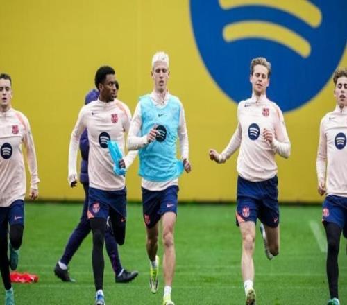 世体：费兰今日单独进行恢复训练，能否出战周末联赛存疑