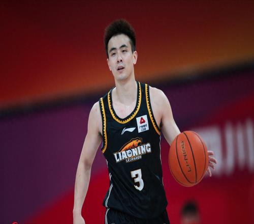 三连败！赵继伟1个技能失灵，当不了救世主，杨鸣只剩两个办法