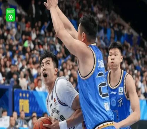 北控8882力克北京，廖三宁21+6，曾凡博20+8，赵睿0分伤退