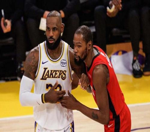 年满37岁，场均出战39分钟！本想抱团走捷径，看来本赛季有点悬了