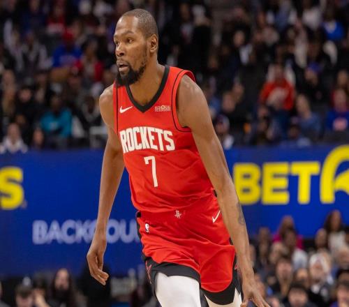 背靠背客场战胜东部第一，杜兰特领衔三人红榜，申京两点备受质疑