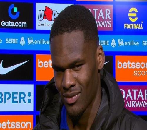 博尼：如果我选择单干就必须进球，否则队友们会杀了我