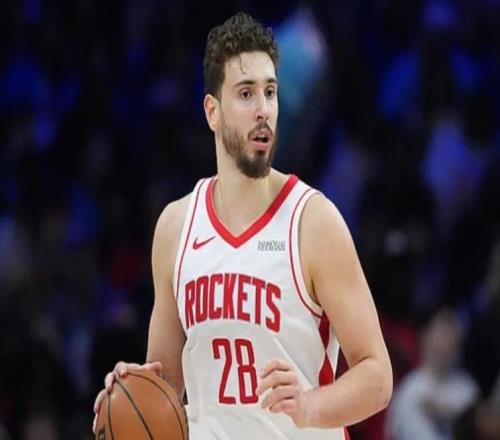 申京现在的打法纯副作用！频繁三分要球毫无意义，防守还没态度！