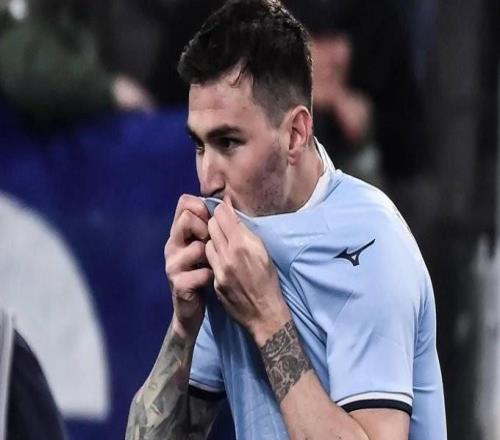 罗马诺：在拉齐奥发布留队声明后，罗马尼奥利仍坚持转会萨德