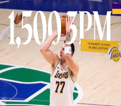 湖人关键时刻14胜2负！斯玛特八村末节立功雷迪克上5小成转折点