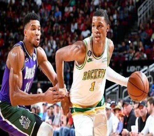 3场失14个三分，4年没进步！火箭22岁炮台可交易或变莱恩安德森