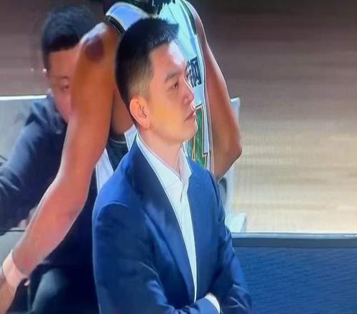 辽篮为何末节仅4分吞下4连败杨鸣给出答案，一句话令人心灰意冷