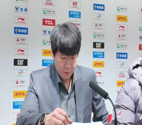 胜广厦发布会！邱彪直指抢上半场，不满对布朗防守，点赞3将发挥
