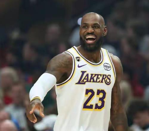 要吃回头草骑士愿意和湖人展开交易，他想得到詹姆斯！