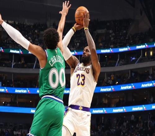 41岁仍是末节之王！詹姆斯今年第四节已拿下100分：排名联盟第一