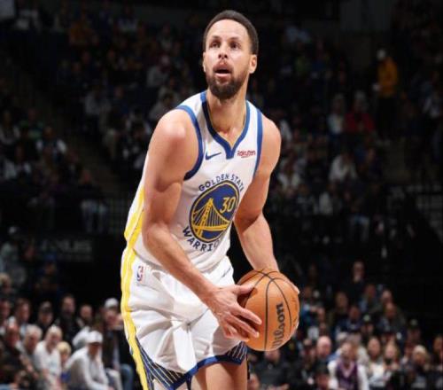 勇士创纪录，库里没退路！爱德华兹毫无借口，科尔让一人首发正确